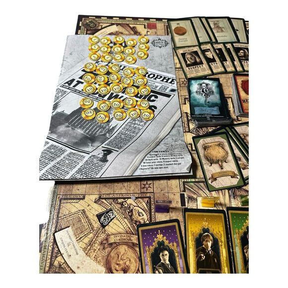 Clue Harry Potter Edition -Hasbro - 100% Complete Board Game Family Fun Mystery - Picture 5 of 8